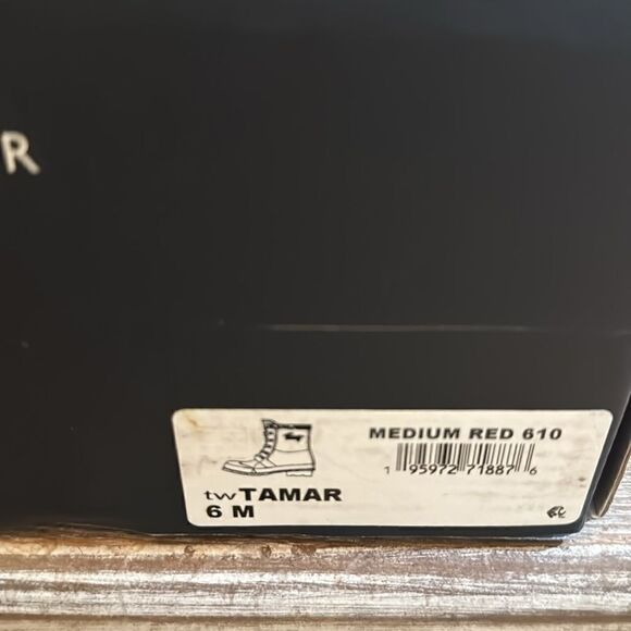 Tommy Hilfiger Tamar Rain Boots- Medium Red- Size 6M - NIB - Picture 7 of 7